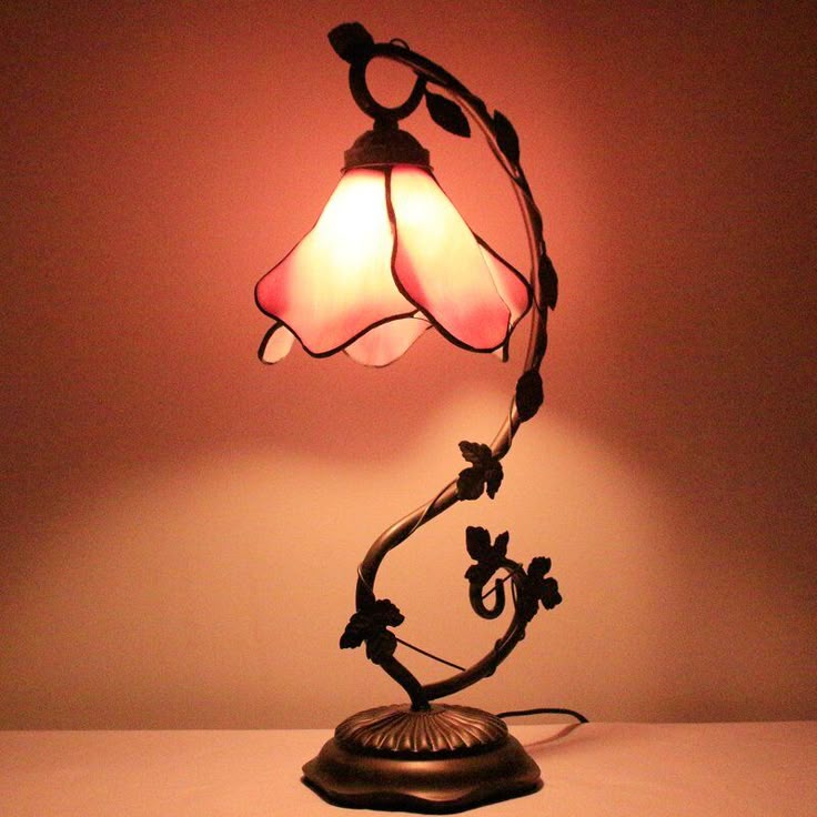 pink flower lamp