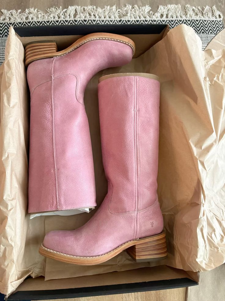 frye pink boots